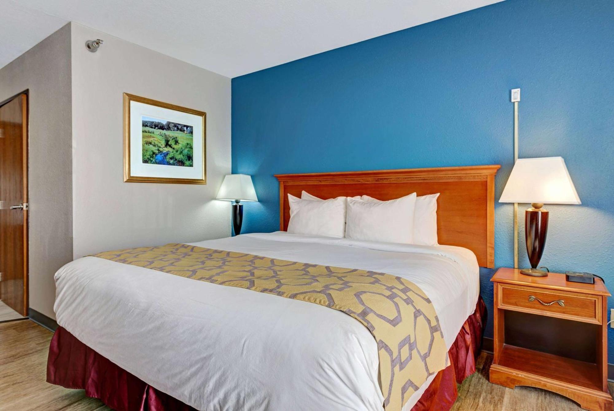 Hotel Baymont By Wyndham Salida Exterior foto