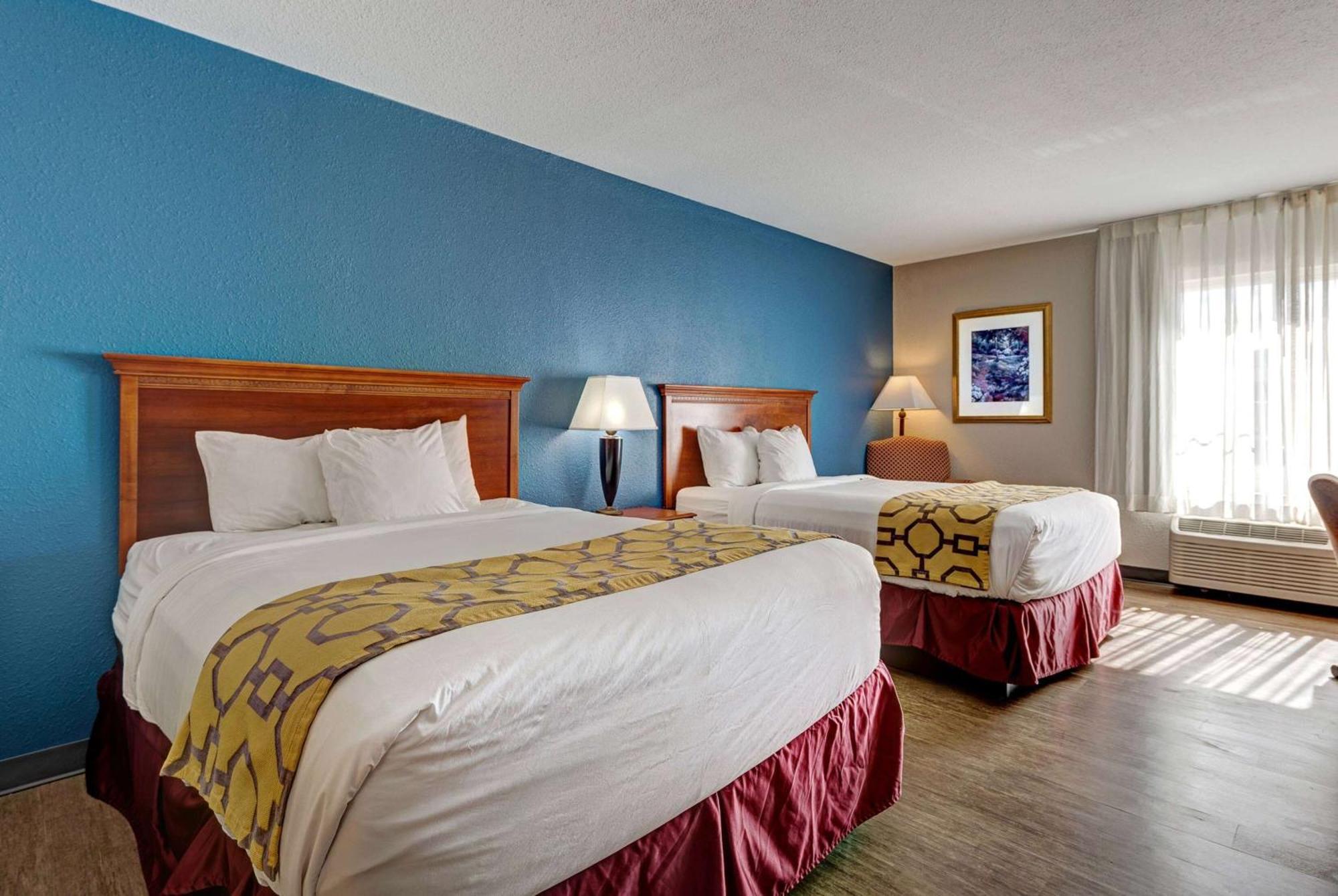 Hotel Baymont By Wyndham Salida Exterior foto