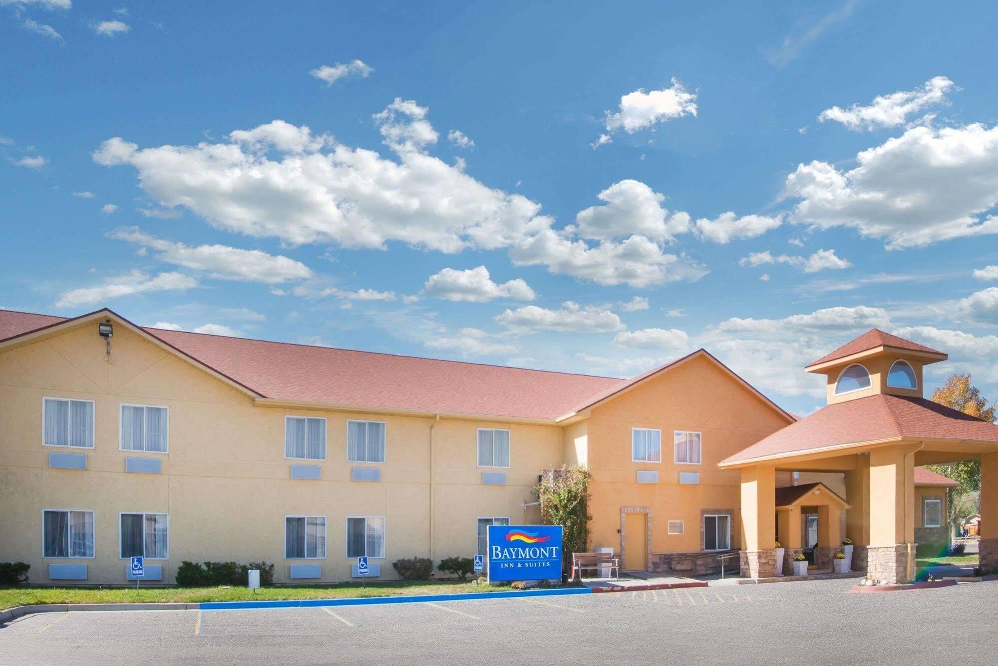 Hotel Baymont By Wyndham Salida Exterior foto